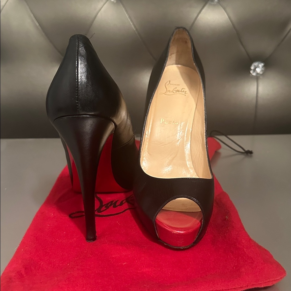 Christian Louboutin Black and Red Peep-Toe Heels - Picture 3 of 6